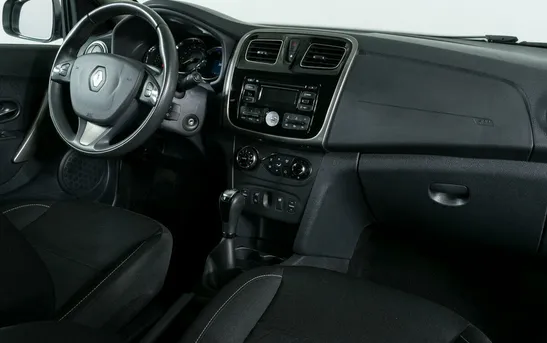 Renault Sandero 1.60 автоматическая, фото №1