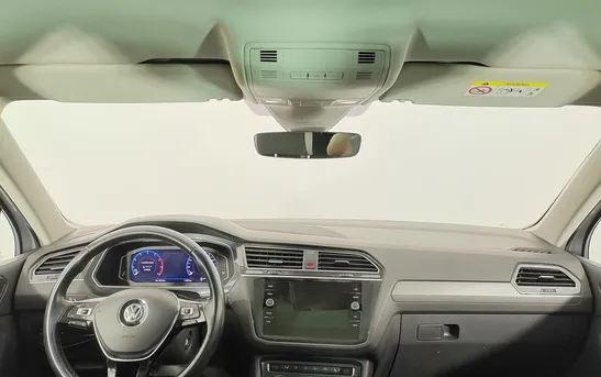 Volkswagen Tiguan 2.00 робот, фото №1