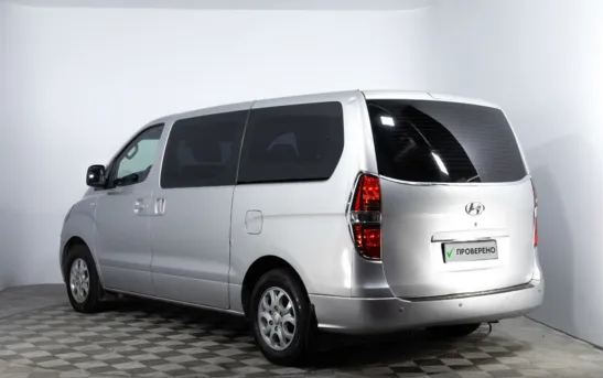 Hyundai Grand Starex 2.50 автоматическая, фото №1