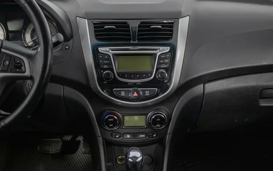 Hyundai Solaris 1.60 автоматическая, фото №1