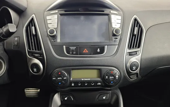 Hyundai ix35 2.00 автоматическая, фото №1