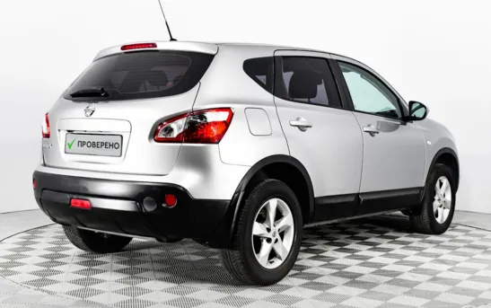 Nissan Qashqai 1.60 вариатор, фото №1