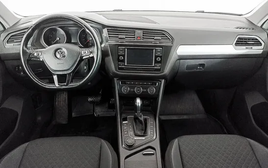 Volkswagen Tiguan 1.40 робот, фото №1
