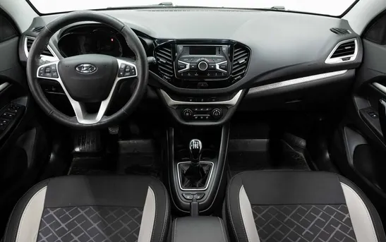 Lada (ВАЗ) Vesta 1.60 механика, фото №1