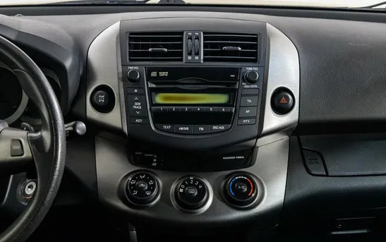 Toyota RAV4 2.00 вариатор, фото №1