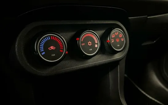 Mitsubishi Lancer 1.60 механика, фото №1