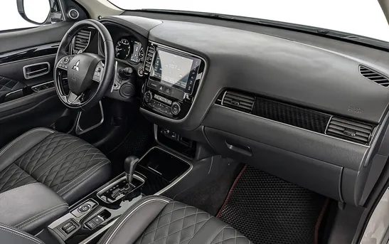 Mitsubishi Outlander 2.40 вариатор, фото №1