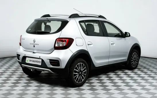 Renault Sandero 1.60 автоматическая, фото №1