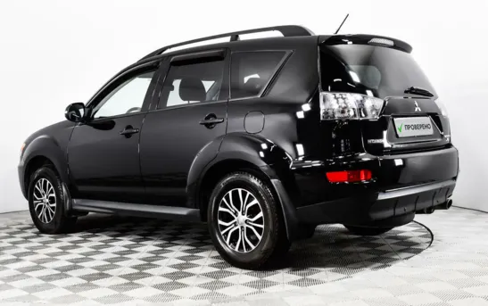Mitsubishi Outlander 2.40 вариатор, фото №1