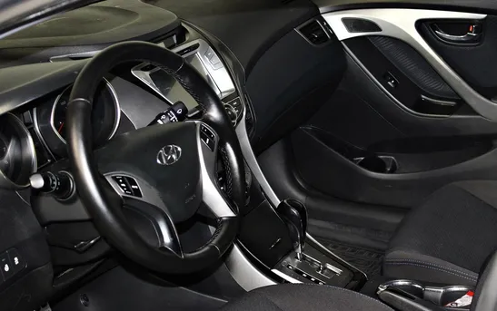 Hyundai Elantra 1.60 автоматическая, фото №1