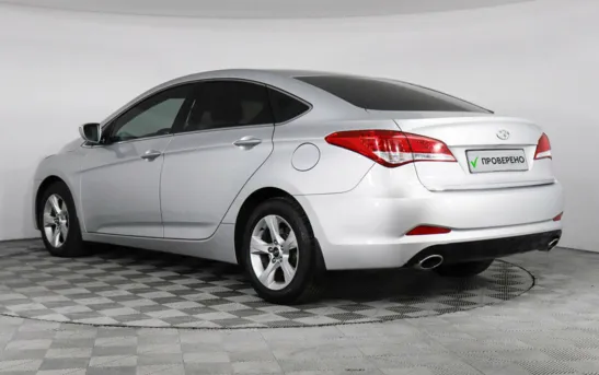 Hyundai i40 2.00 автоматическая, фото №1