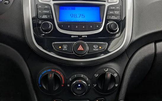 Hyundai Solaris 1.60 автоматическая, фото №1