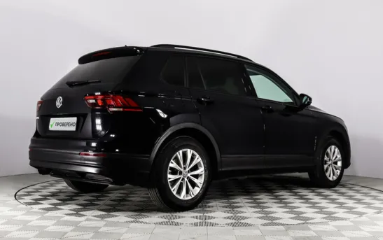 Volkswagen Tiguan 1.40 механика, фото №1