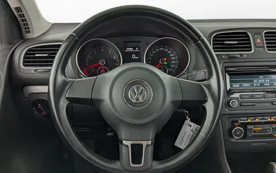 Volkswagen Golf 1.40 робот, фото №1