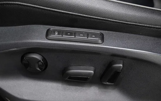 Volkswagen Tiguan 2.00 робот, фото №1