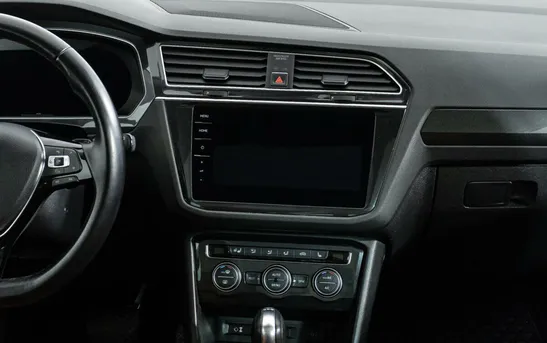 Volkswagen Tiguan 2.00 робот, фото №1