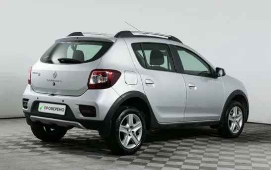 Renault Sandero 1.60 автоматическая, фото №1