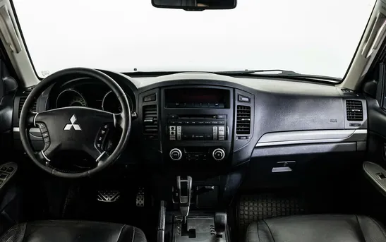 Mitsubishi Pajero 3.00 автоматическая, фото №1