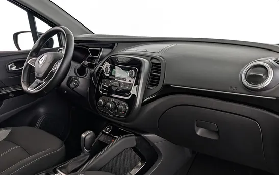 Renault Kaptur 1.60 вариатор, фото №1