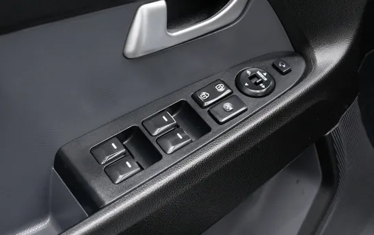 Kia Sportage 2.00 механика, фото №1