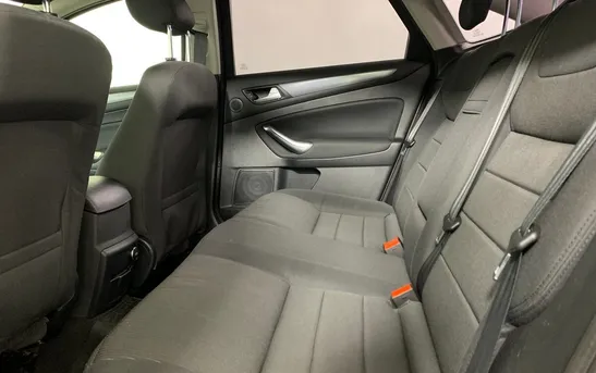 Ford Mondeo 2.00 механика, фото №1