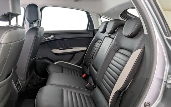 Renault Arkana 1.30 вариатор, фото №1