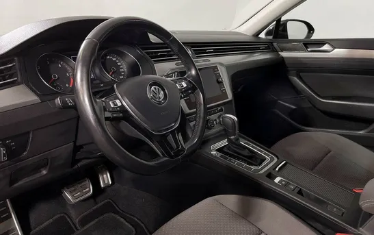Volkswagen Passat 1.60 робот, фото №1