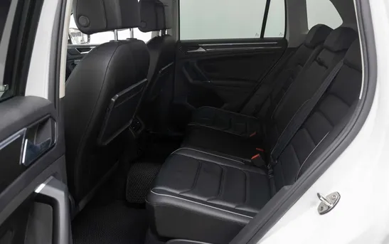 Volkswagen Tiguan 2.00 робот, фото №1