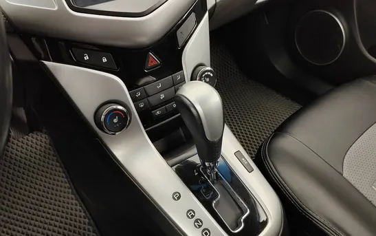 Chevrolet Cruze 1.80 автоматическая, фото №1
