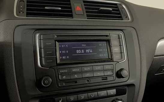 Volkswagen Jetta 1.40 робот, фото №1