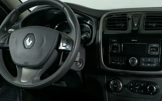 Renault Sandero 1.60 автоматическая, фото №1