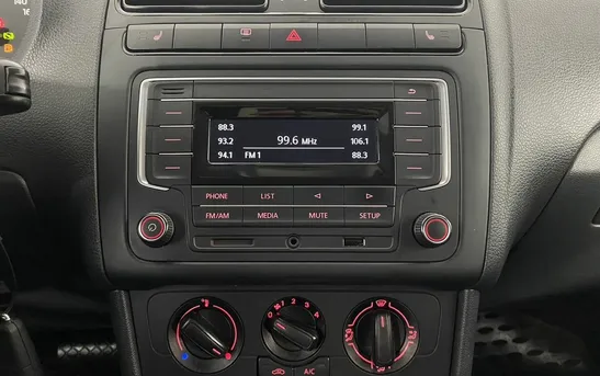 Volkswagen Polo 1.60 автоматическая, фото №1