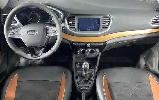 Lada (ВАЗ) Vesta 1.60 механика, фото №1