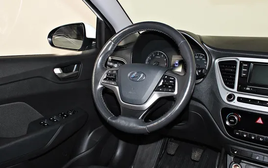 Hyundai Solaris 1.60 механика, фото №1