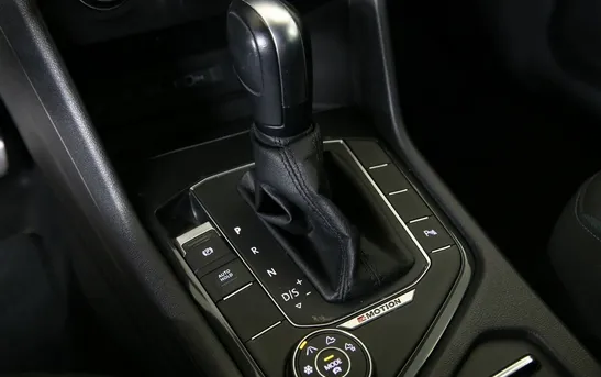 Volkswagen Tiguan 1.40 робот, фото №1