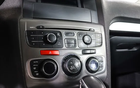 Citroen C4 1.60 автоматическая, фото №1