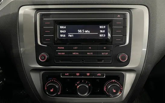 Volkswagen Jetta 1.40 робот, фото №1