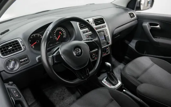 Volkswagen Polo 1.40 робот, фото №1