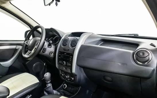 Renault Duster 2.00 механика, фото №1
