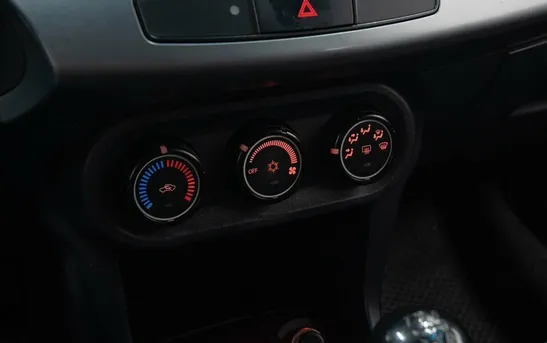 Mitsubishi Lancer 1.50 механика, фото №1