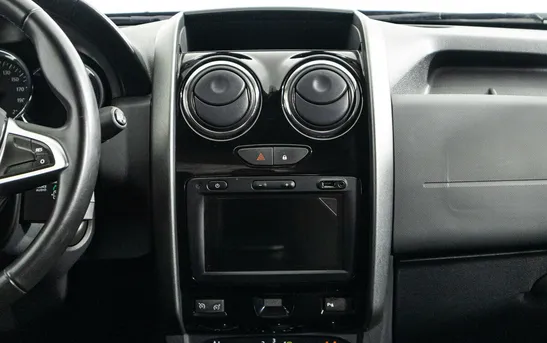 Renault Duster 2.00 автоматическая, фото №1