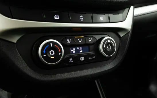 Lada (ВАЗ) Vesta 1.80 робот, фото №1