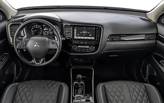 Mitsubishi Outlander 2.40 вариатор, фото №1