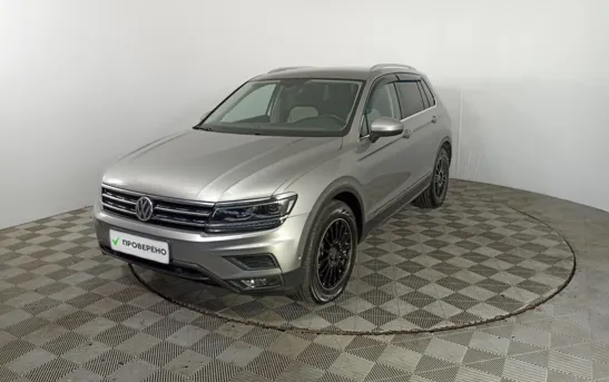 Volkswagen Tiguan 2.00 робот, фото №1