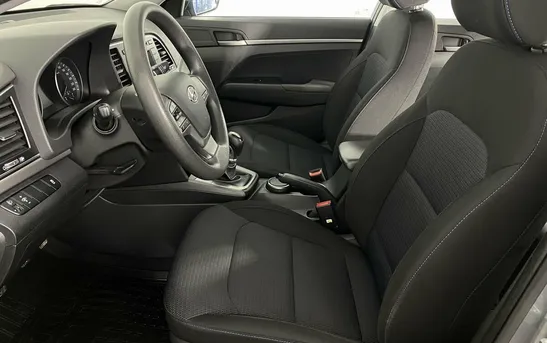 Hyundai Elantra 1.60 механика, фото №1